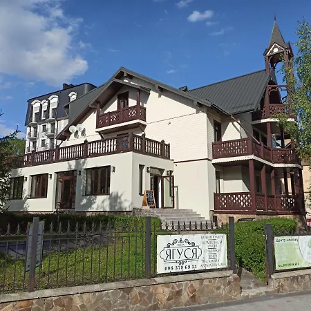 Hotel Вілла Ягуся Truskavets